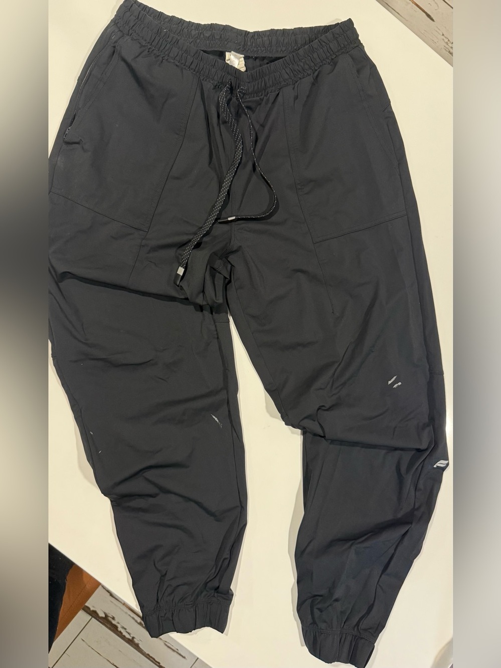 Fabletics Women’s Black Drawstring Jogger Pants